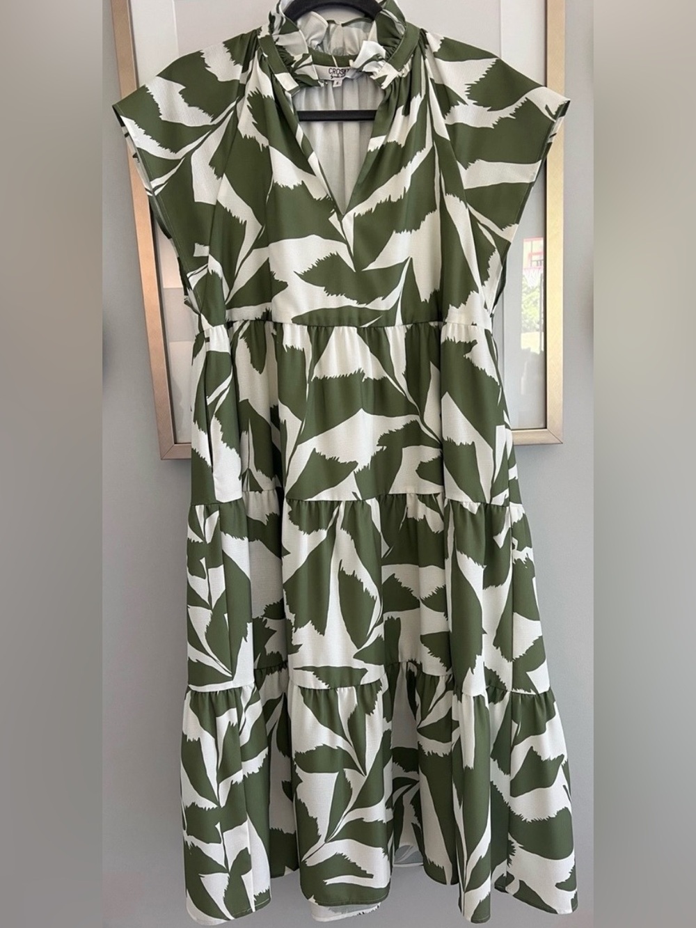 CROSBY by Mollie Burch Olive & White Leaf-Print Tiered Midi Dress – Size Small - Picture 2 of 6
